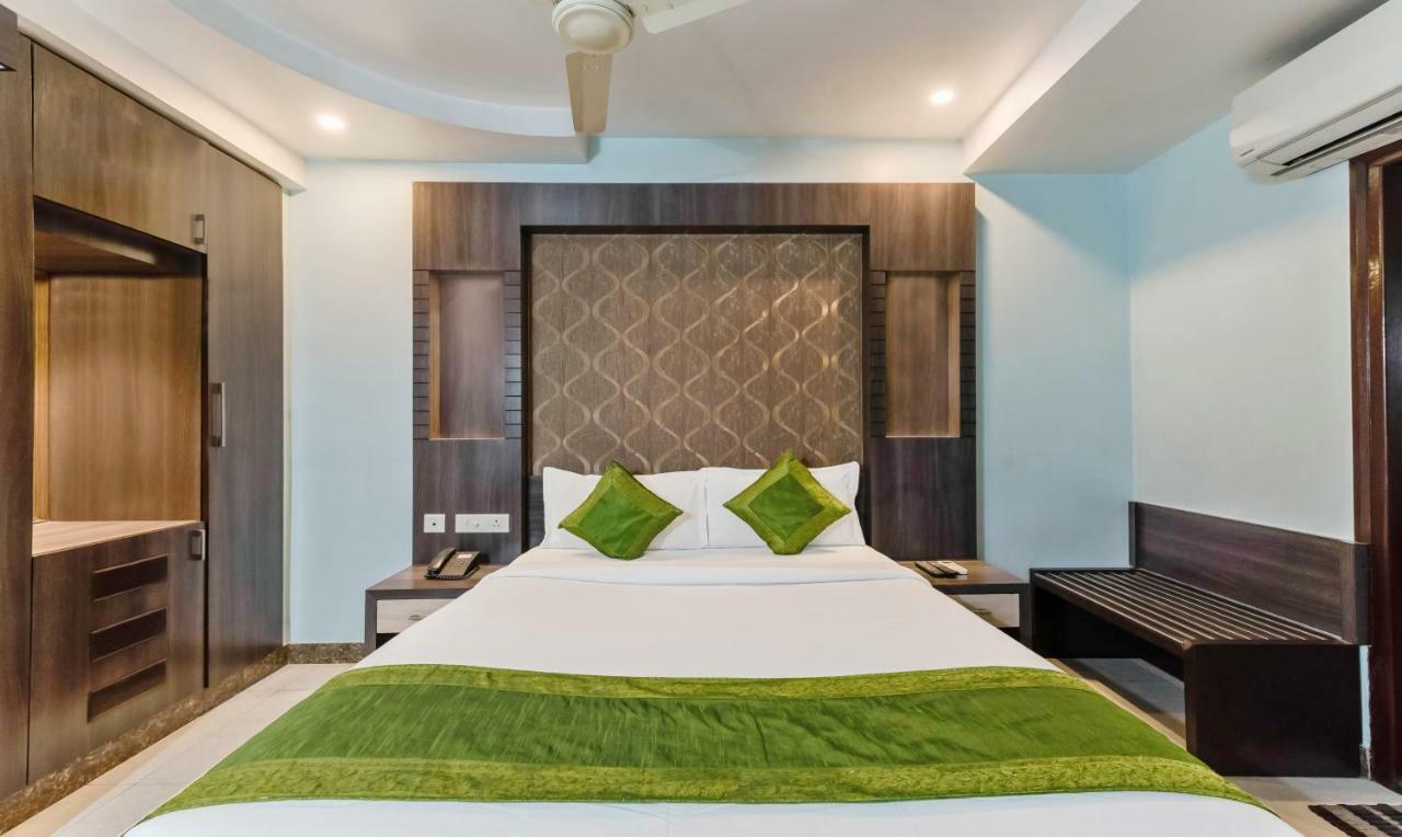 Oyo 3811 Geetanjali Regency Hotel Kolkata Bagian luar foto
