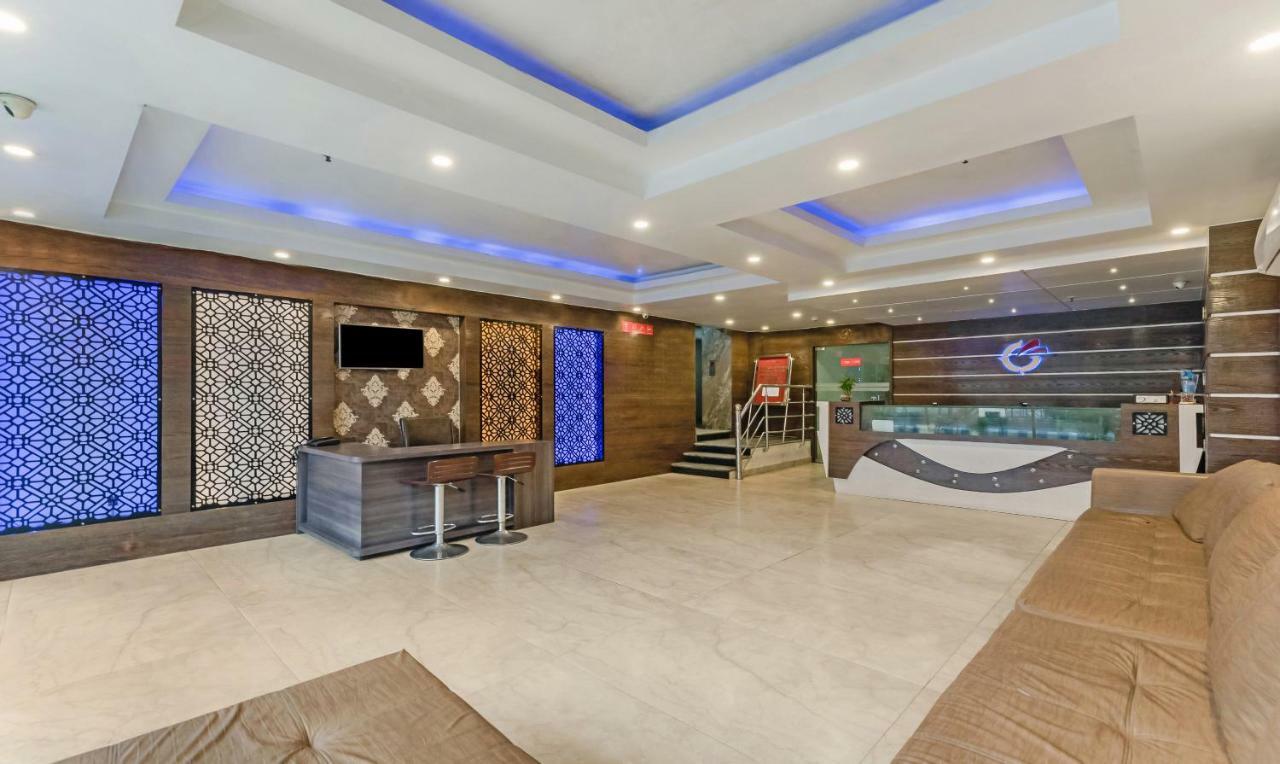 Oyo 3811 Geetanjali Regency Hotel Kolkata Bagian luar foto