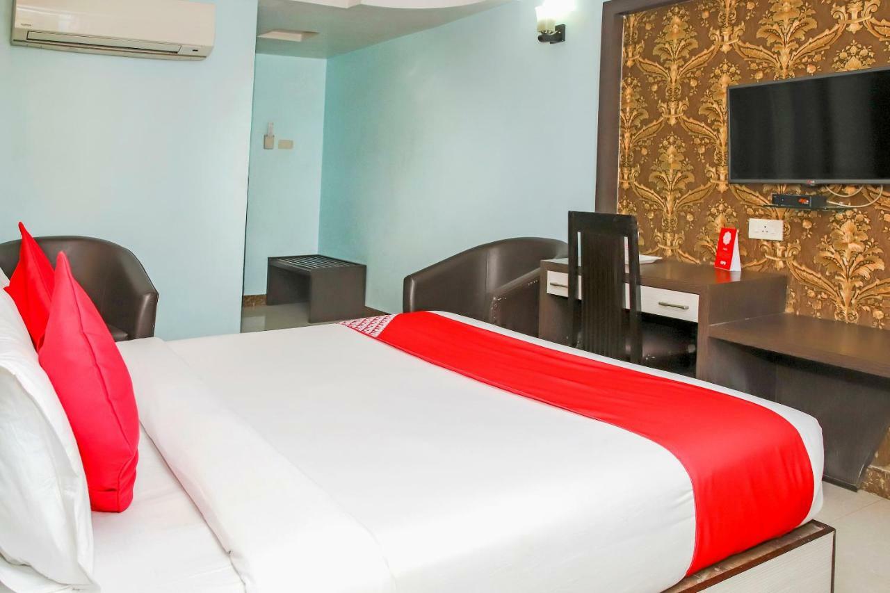 Oyo 3811 Geetanjali Regency Hotel Kolkata Bagian luar foto