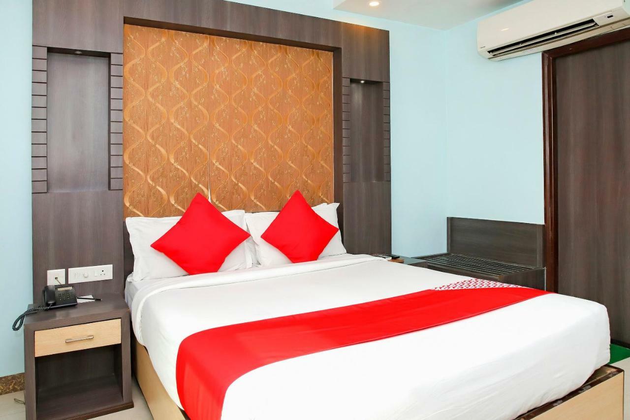 Oyo 3811 Geetanjali Regency Hotel Kolkata Bagian luar foto